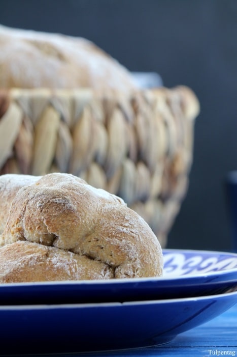 Brötchen über Nacht Wochenende Rezept Übernachtgare. Vollkornbrötchen selber backen