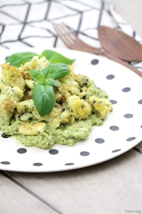 Pesto Avocado Basilikum Gnocchi