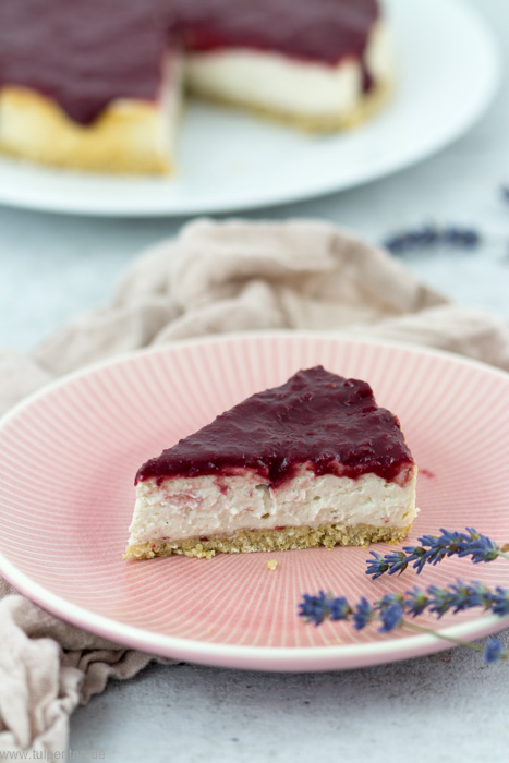 Gesunder Käsekuchen ohne Zucker und Ei - mit Banane und Honig