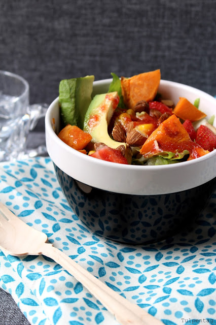 Süßkartoffelsalat Süßkartoffeln Salat Erdbeeren Avocado Sommer