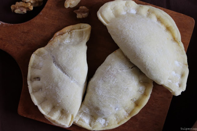 Empanadas-Teigtaschen-Linsen-Suesskartoffel - Tulpentag. Schnelle Rezepte.