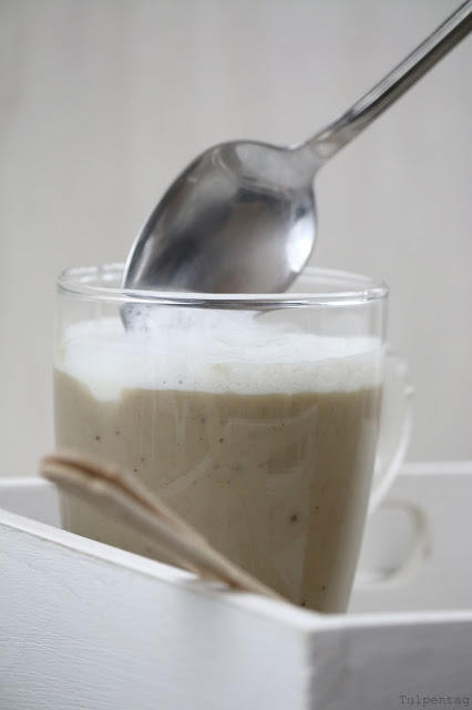 Kokos-Maronensuppe als Cappuccino verkleidet - Tulpentag. Schnelle Rezepte.