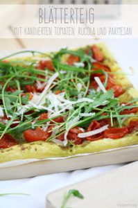 BlaetterteigmitkandiertenTomatenundPesto2CRucola2CParmesan4