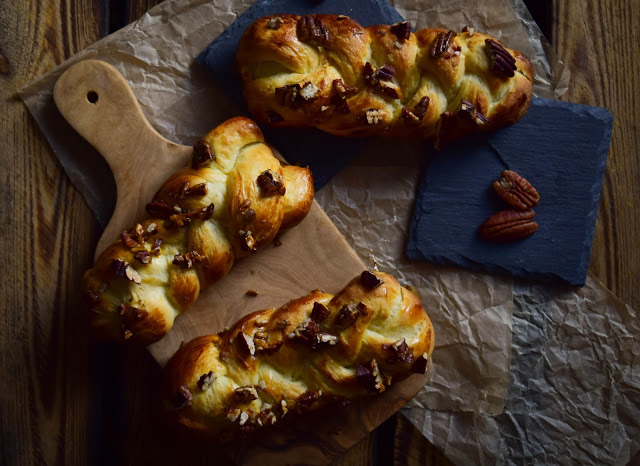 Hefezopf Hefezöpfe Brioche Rezept Ostern Pecannüsse