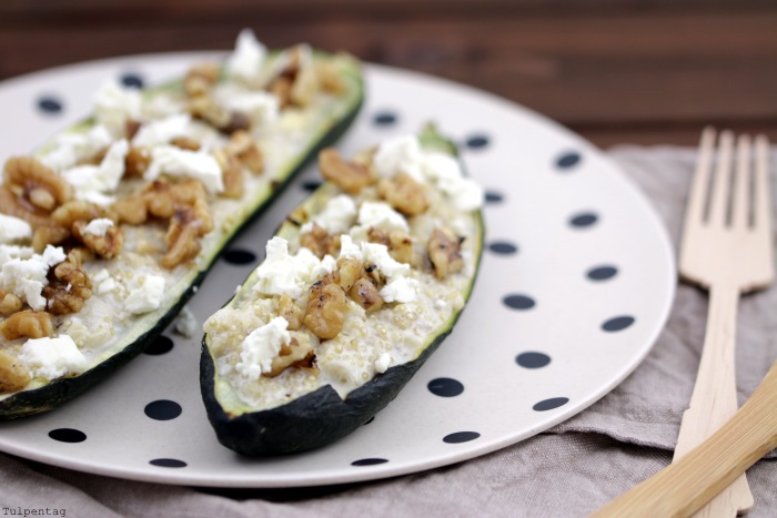 Gefüllte Zucchini mit Quinoa, Walnüssen und Feta - Tulpentag. Der Blog.