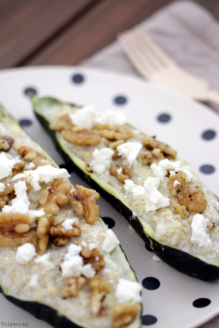 Gefüllte Zucchini mit Quinoa, Walnüssen und Feta - Tulpentag. Foodblog.