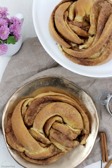 Hefezopf Zimtzopf Hefe Rezept Zimt Gebäck