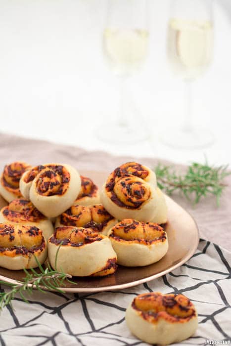 Pizzaschnecken Pizza-Herzen Snack Silvester Picknick Buffet Rezept 
