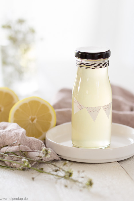 Zitronen-Sirup und eine leckere Limonade - Tulpentag. Schnelle Rezepte.