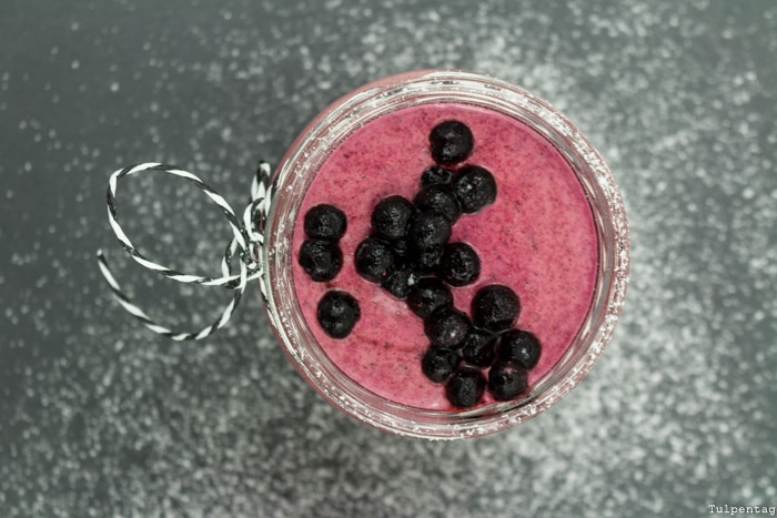 Dessert Nachtisch Beeren schnell einfach Sommer Heidelbeeren Beerencreme