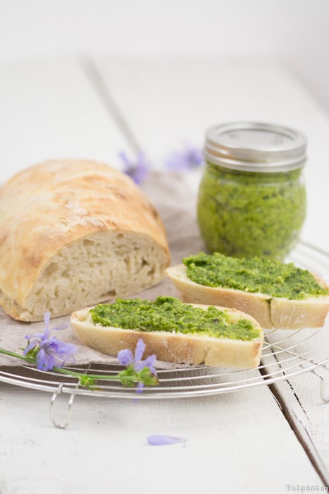 Radieschengrün Pesto essbar Baguette Rezept