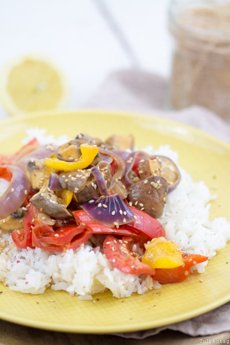 Vegetarisches Curry vegan Rezept Gemüse Sesam Reis einfach Kokosmilch