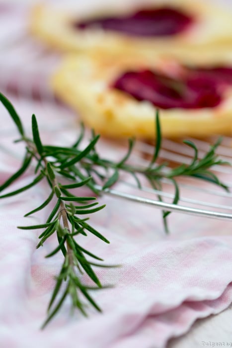 Rote Bete Blätterteig Ziegenkäse Gemüse vegetarisch Rezept schnell