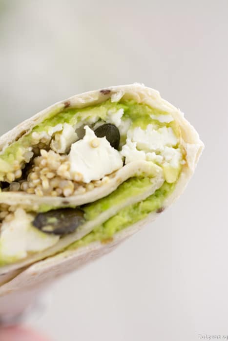 Vegetarische Wraps Tortillas Rezept schnell einfach Avocado Feta Quinoa