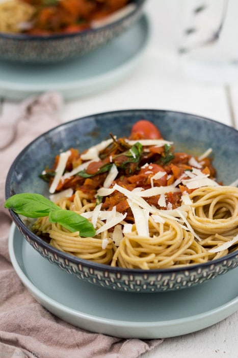 Vegetarische Bolognese mit Möhren #spaghetti #vegetarisch #veggie #gesund #schnell #feierabendküche