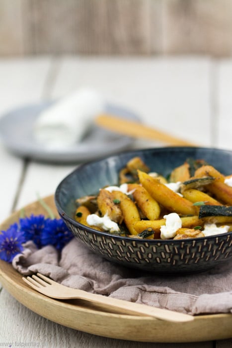 Schupfnudel-Pfanne mit Zucchini und Ziegenfrischkäse #schupfnudeln #schnell #vegetarisch #einfach #zucchini