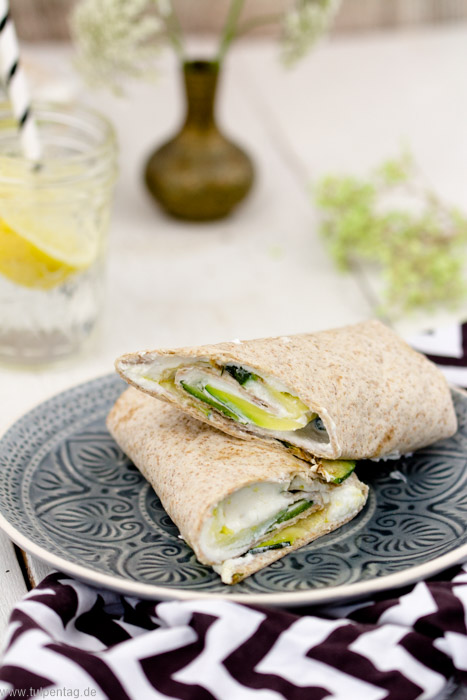 Wraps mit Zucchini und Feta. Ein schnelles vegetarisches Rezept-