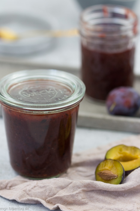 Zwetschgenmus aus dem Ofen - Schnelle vegetarische Rezepte.