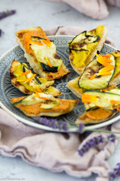 Vegan Grillen - 2 Ideen - Pilz-Tofu-Spieße und Grillgemüse-Happen #rezept #grillen #vegetarisch #vegan #grillspieße