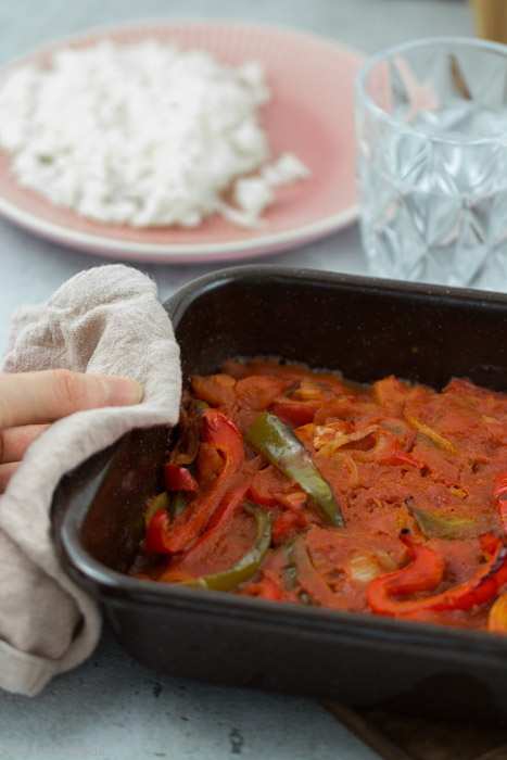 Veganes Paprikaschnitzel mit Reis - Schnelle vegetarische Rezepte.