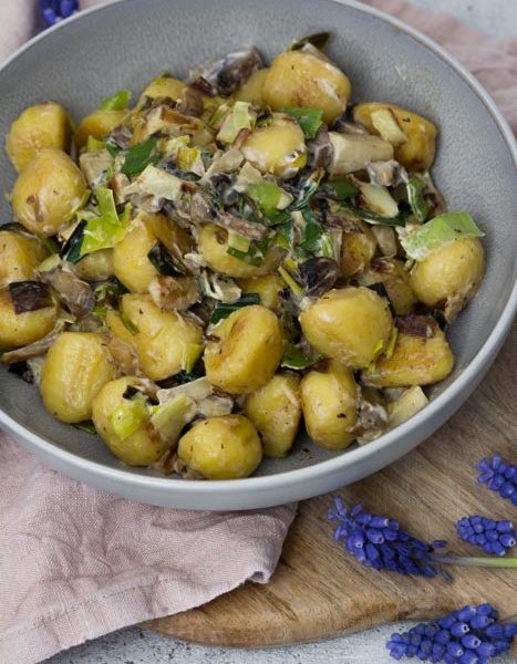 Gnocchi mit Pilzen, Lauch und Ziegenfrischkäse - Tulpentag. Schnelle ...