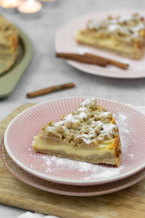 Streuselkuchen mit Apfel, Zimt und Pudding