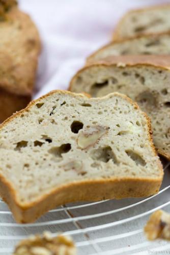 Bananenbrot mit Walnüssen
