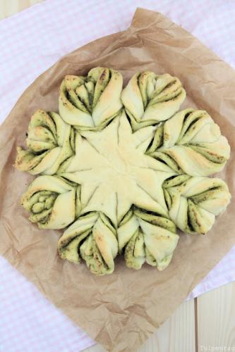 Pesto-Brot-Blume