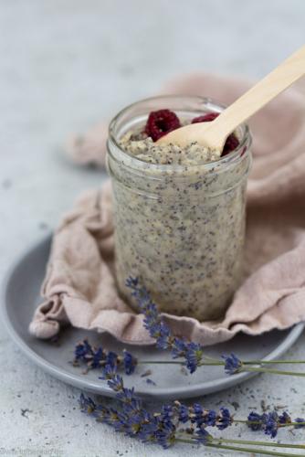 Porridge mit Mohn