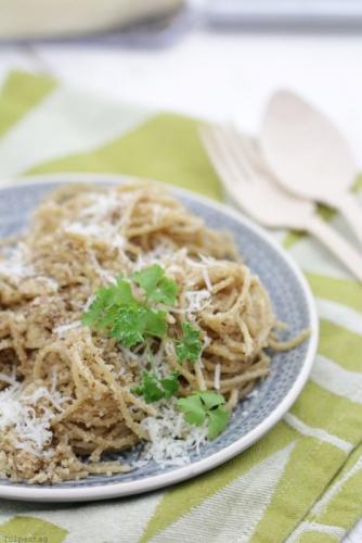 Spaghetti mit Nussbutter